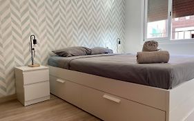 Apartamento De Lujo Con Vistas A Plaza Forum!